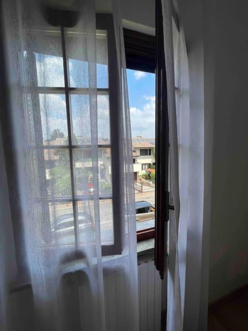 Grazioso Appartamento In Condominio Nel Verde Буччинаско Экстерьер фото